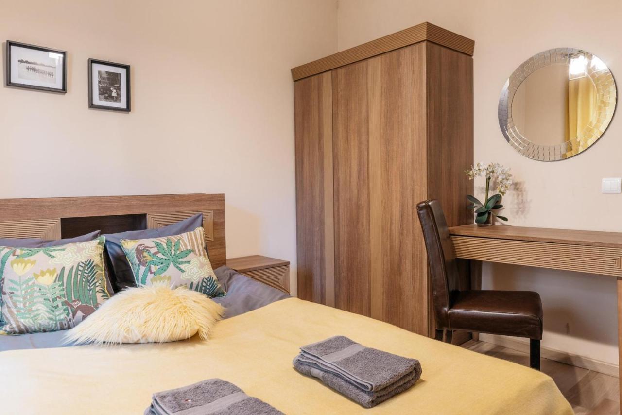 Wawel Apartments - Loftaffair Cracovia Esterno foto